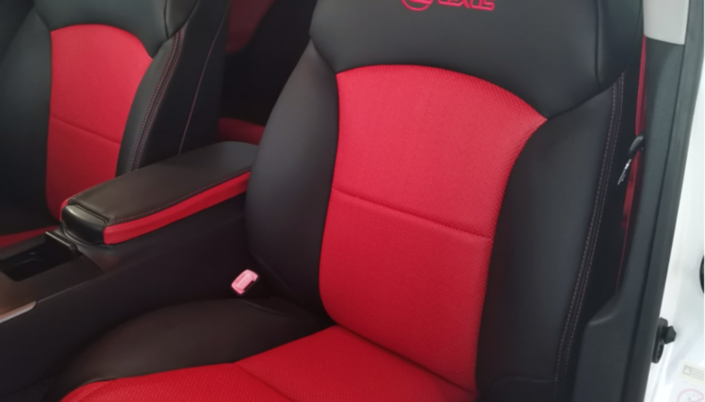 Lexus IS250 (1)